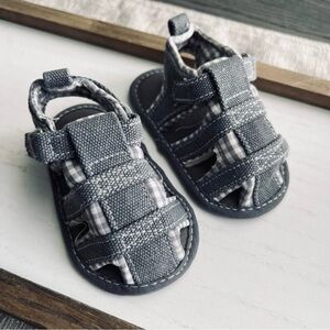 🩶 New! Baby Gray & White Checked First Steps Summer Sandals Size 3 / 6-9 Months